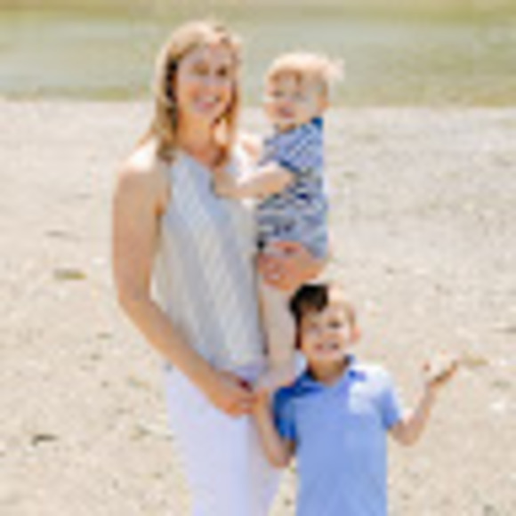 Meet your Posher, Sarah - Picture 1 of 1